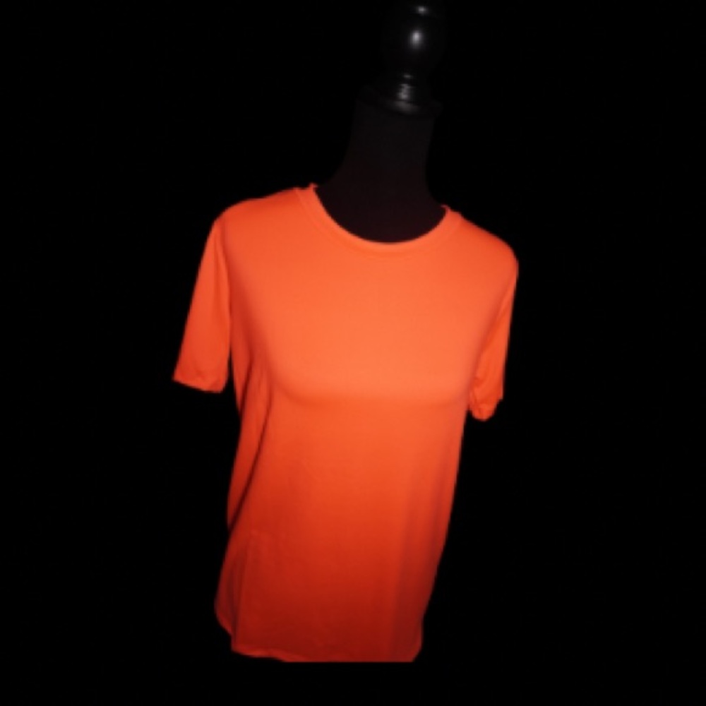 Orange T-shirt & biker shorts set